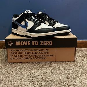 NOT FOR SALE!!! Nike dunks, low, black, hyper royal size 5.5 have box